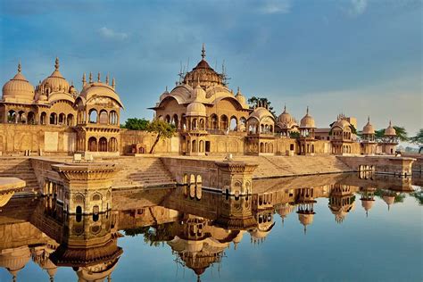 Hindu pilgrimage sites in India .
